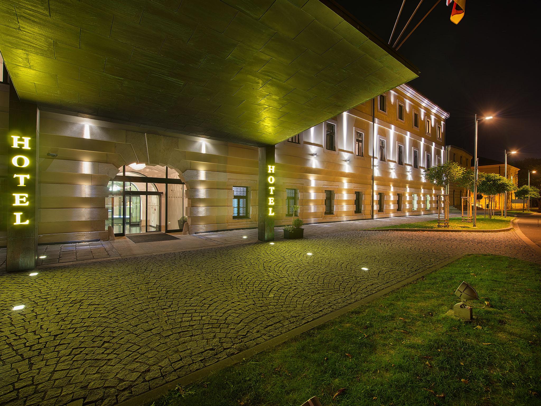 Ea Hotel Tereziansky Dvur Hradec Kralove Exterior photo